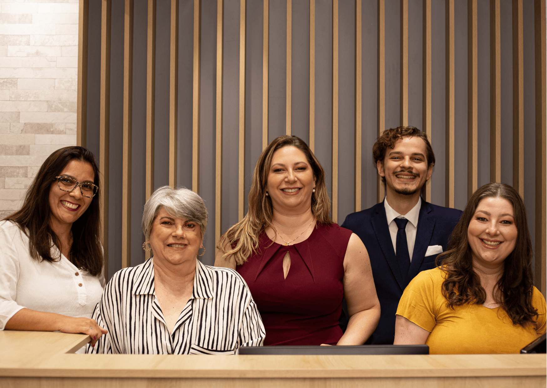 Cartão - Use Your Brooch with Pride (2).png